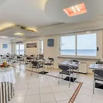 Albatros Hotel