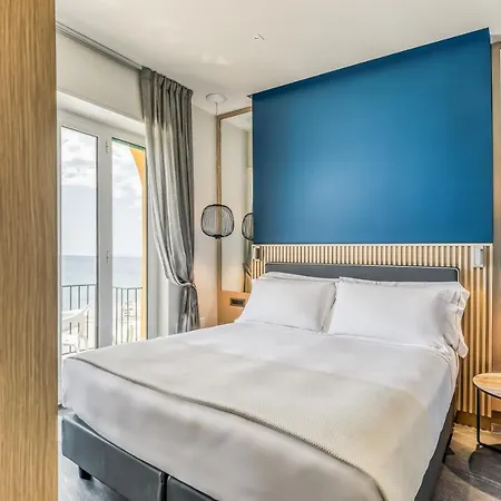 Albatros Hotel 4*