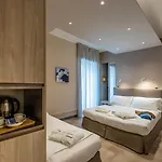 Отель Albatros 4*