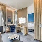 Albatros Hotell 4*
