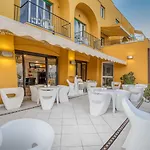 Albatros Hotell Varigotti