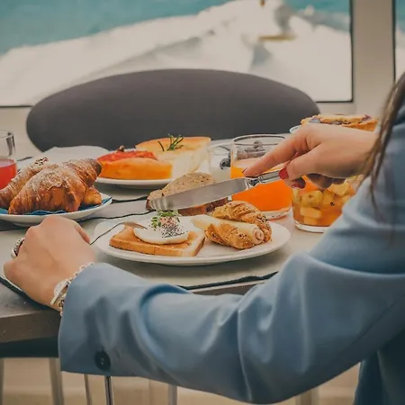 Albatros Hotel