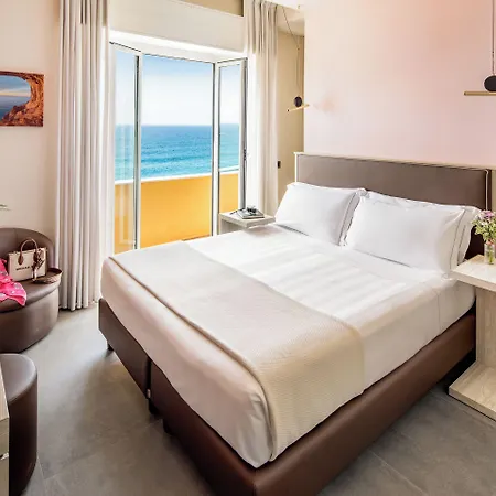 Albatros Hotel 4*